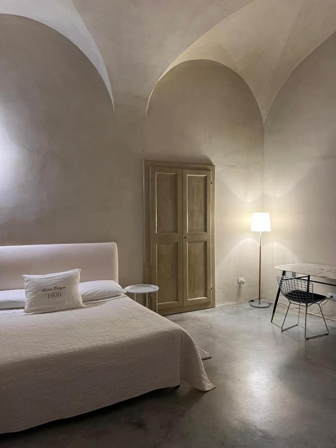 Antica Foligno 1600 Magic Apartment ภายนอก รูปภาพ