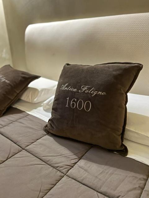 Antica Foligno 1600 Magic Apartment ภายนอก รูปภาพ